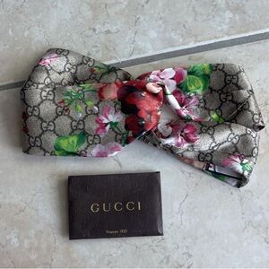 Gucci headband